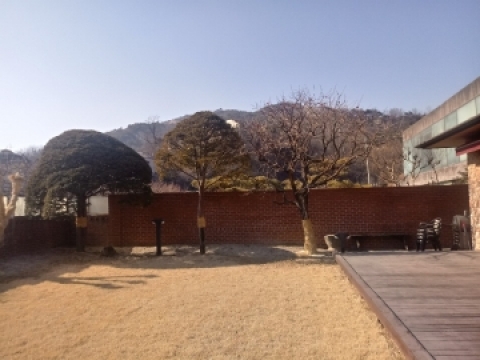 Cheongun-dong Single House