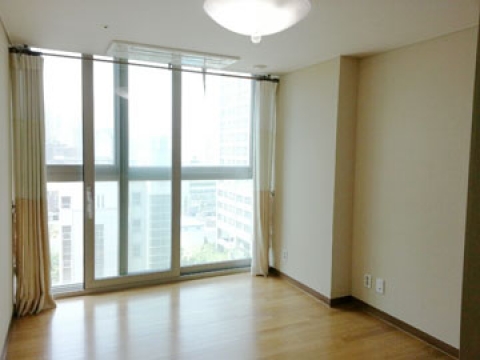 Singongdeok-dong Apartment (High-Rise)