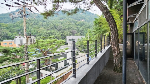 Pyeongchang-dong Single House